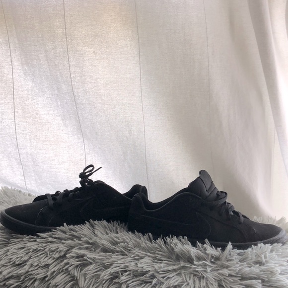 NWOT- Nike Court Royale sneakers black - Picture 5 of 7